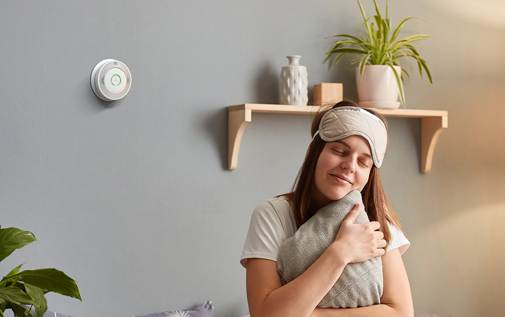 Goodbye "Ceiling Patchwork": Why More Homeowners Are Choosing a Combo Smoke and CO Alarm in 2026
