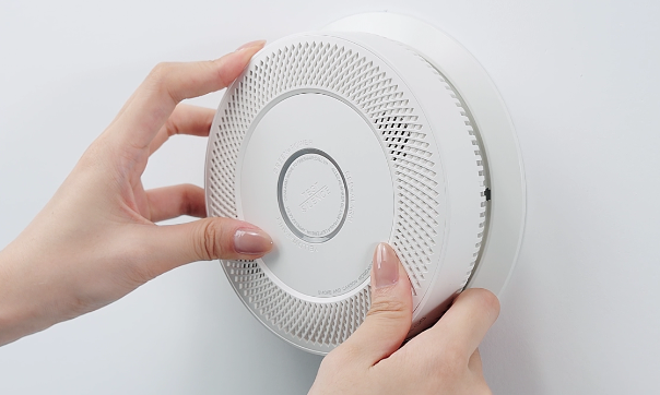 Choosing the Right Location: Wall or Ceiling for Your Smoke Detector?